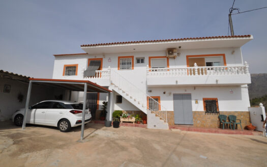 9 Bed House for Sale in Abanilla, Murcia