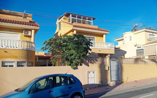 4 Bed House for Sale in Bolnuevo, Murcia
