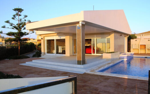 3 Bed House for Sale in La Manga Del Mar Menor, Murcia