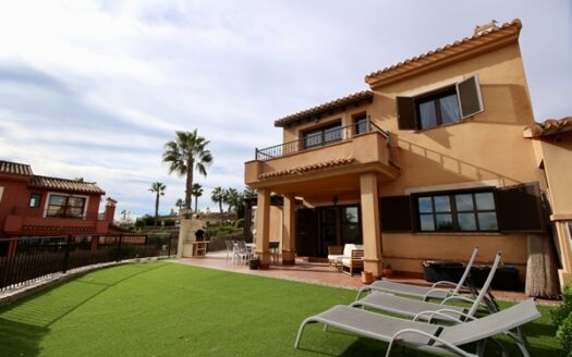 3 bed villa, Hacienda Del Alamo