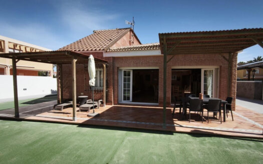 4 Bed House for Sale in La Manga, Murcia