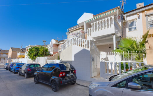 2 Bed House for Sale in San Pedro del Pinatar, Murcia